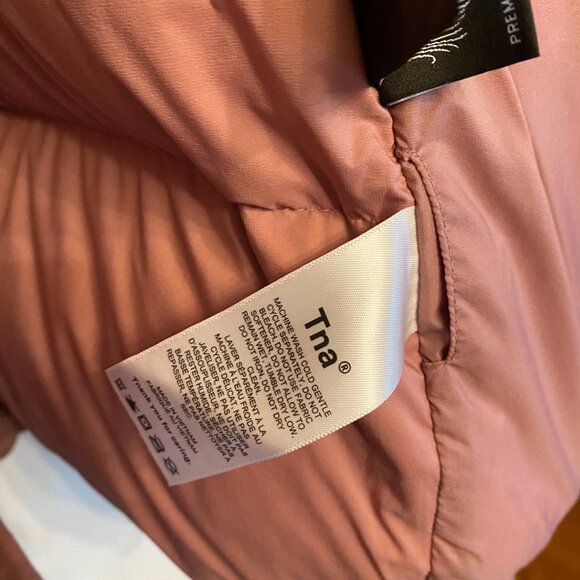 TNA Aritzia Goose Down Mega Puff Pink Puffer Jacket Coat Relaxed Fit Size Small - Picture 6 of 8
